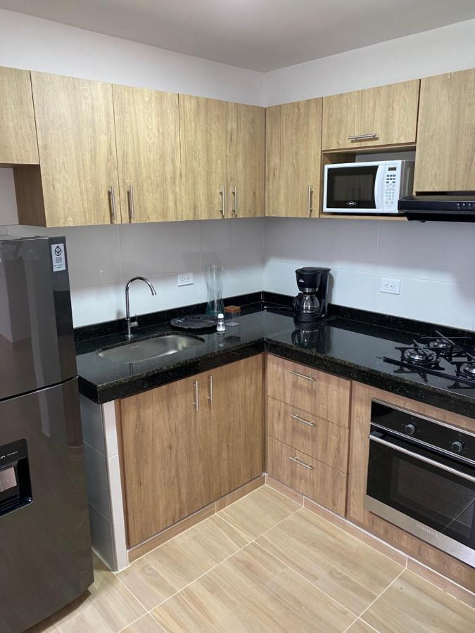 Apartamento con estacionamiento Buga Exterior foto